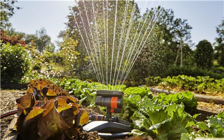GARDENA Viereckregner AquaZoom compact